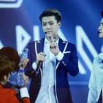 [EXO] 세훈이 <b>물병</b>카메라에다가 브이