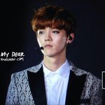 [EXO] 루한이 눈빛 완전 <b>아련</b>..