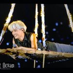 [EXO] <b>위험</b>한 그물에 종인이는 엎드렷네요...ㅋㅋ