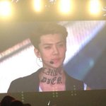 [EXO] 코디님들 세후니 목이 무슨 <b>도화지</b>세여?