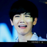 [EXO] (남사친)"아!!!<b>모서리</b>에박았어!!앜!!!"