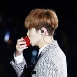 [루한] 루하니 <b>입술</b>ㅜㅠㅠ