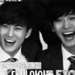 [EXO] 찬열이랑 함께 <b>호탕</b>하게 웃는 준면이5