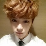 [EXO] 루한이셀카오늘인가봐ㅠㅠ