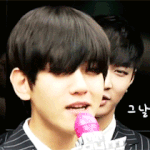 [EXO] 근데 백현이 <b>앞머리</b> 진짜 많이 길구나