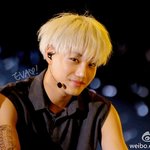 [카이] 콘서트 구사즈 <b>사진</b> 갖고 계신 인어 :)
