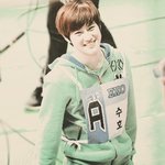 [EXO] 지금 치즈 먹고있는데