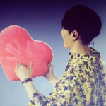 [EXO] 하트<b>쿠션</b>에 씽<b>이</b>손바닥자국 ㅋㅋㅋㅋㅋ