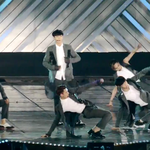 [EXO] 종인이 <b>허리</b>아파서 허리춤도못추는데