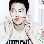 [EXO] 김준면 <b>팔</b>이랑 얼굴 색차이봐ㅋㅋㅋㅋㅋㅋ
