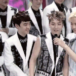 [시우민] 시우민 인기가요 <b>애교</b> 움짤 