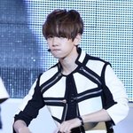 [EXO] 이거 변백현 보호본능 일으킴