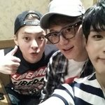 [시우민] 려욱<b>성님</b>이 올려준거봤어?