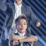 [시우민] 민석이 드콘 <b>드럼</b>춤 움짤(뭔가 떽뛰햅)