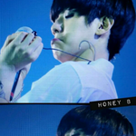 [EXO] 누워서폰할때<b>맨</b><b>밑</b>게시글볼때표정