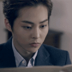 [EXO] 3. 그 사람이 치는 피아노 <b>연주</b>들은 익숙했어요.