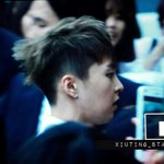 [시우민] 오늘 삼성 팬싸 ...였네 ..플<b>뷰</b>..