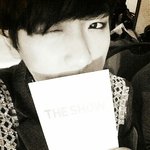 [백현] <b>더</b><b>쇼</b>에서 공개한 백현이셀카ㅜㅜ