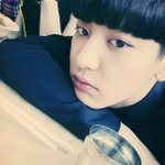 [EXO] 가슴이 아니라 옷자국 인거같은데