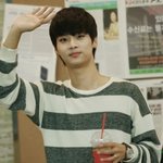[EXO] <b>학연</b>아 모마셔 ㅎㅎ