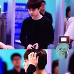 [EXO] 디오 <b>반지</b> 또 꼈네