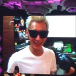 [EXO] 타오야 <b>숙소</b>에서 선글라스 왜 끼는거니ㅋㅋ