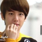 [백현] 120919 <b>꿀벌</b>백현이가 해캠에 나타났다