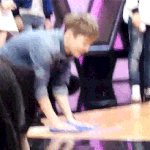 [시우민] 슈데<b>렐라</b> 시우민