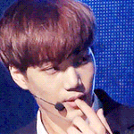 [EXO] 종인<b>아</b> 너 <b>뭐</b> 묻었다....