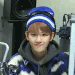 [EXO] 눈<b>마주</b>쳣는데이렇게웃어주면