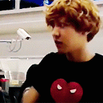 [EXO] <b>사탕</b> 하나 받고도 컵쿤캅