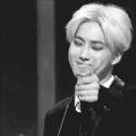 [EXO] ㅅㄷ 얘들아 너네는 노래어디서다운받어