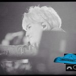 [EXO] 이건 프리뷰임에도 <b>불구</b>하고 분위기를 씹어드셨다