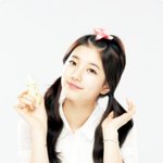 [수지] 양<b>갈래</b> 머리 한 수지 이쁨