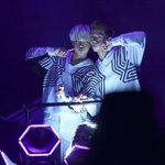 [EXO] 야 이거 애들 사진 존나<b>무서움</b>
