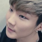 [EXO] 얘랑 백현 닮지 않았냐 