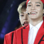 [시우민] 종대한테 장난치는 밍석이와 자켓벗는 <b>민석</b>