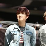 유키스 <b>수현</b> 팬싸인회 중 데님패션 이뿌다~~~