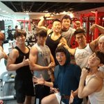 <b>몸매</b> 관리 운동하는 모습 인증한 <b>아이돌</b>