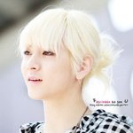 잘 어울린 <b>꽁지머리</b> 男아이돌