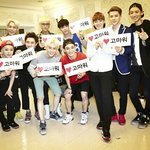 [EXO] 이게더 <b>자연</b>스러운 단체사진