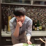 [EXO] 이씽이는 <b>요리</b>도 잘하자나ㅠ