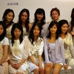 촌스러웠던 걸그룹 <b>데뷔초</b> 모습?