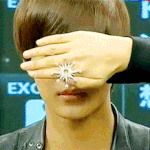 [EXO] 아이컨<b>택</b>시작