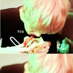 [EXO] 혹시 세훈이먹는<b>버릇</b>하는사람잇슴?ㅋㅋㅋㅋㅋㅋ