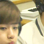 [EXO] ㅅㅅㅈㅇ 이<b>와중</b>에 변백 머리염색잼~ㅋㅋㅋ