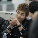 [시우민] (+추가)우리 <b>민석</b>이 팬사랑 감동이야..ㅠ