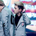 [EXO] <b>앞머리</b>올리는건 한순간이야ㅋㅋㅋㅋㅋ