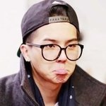 [EXO] 미친ㅋㅋㅋㅋㅋ얘누군데닮았냐
