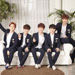 [EXO] 왜 레이가 저 <b>조만</b>한데에앉아야할까 